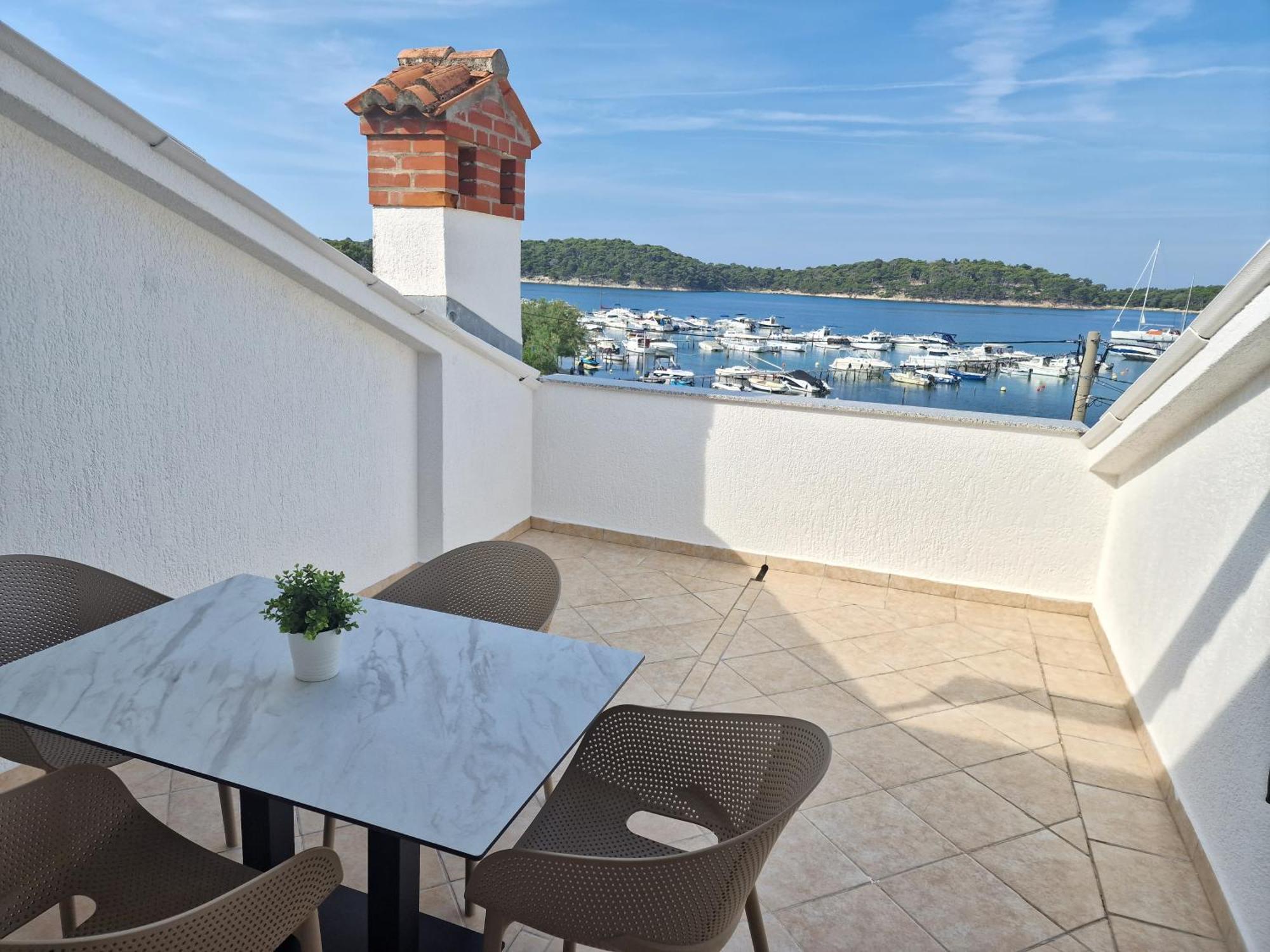 Apartmani Devcic Palit Exterior foto